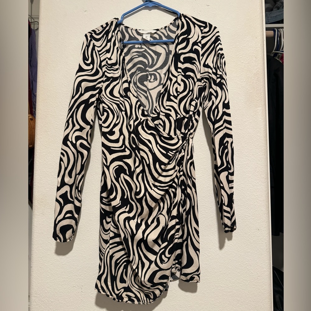 H & M zebra print Dress